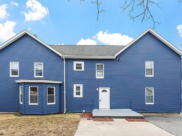 25 Cane St, Fitchburg, MA 01420