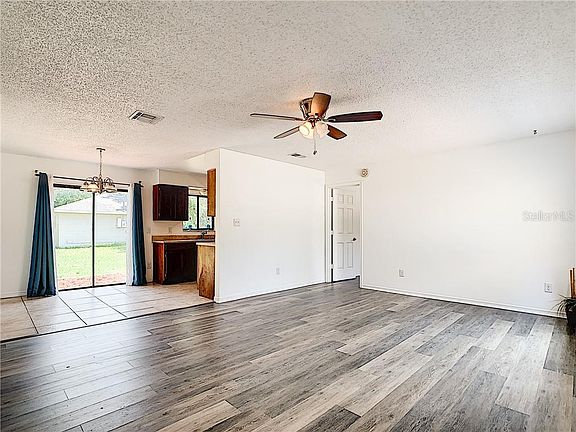2nd image of 701 Wylly Ave
