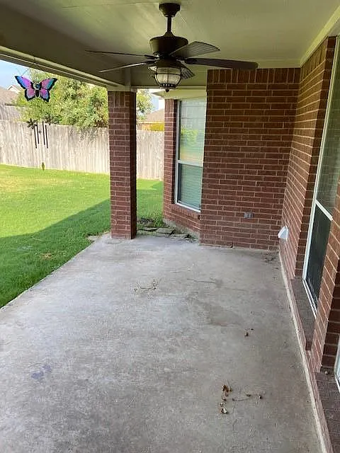 117 Singletree Ln — Photo 3