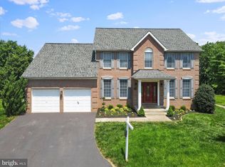 1033 Lindfield Dr, Frederick, MD 21702