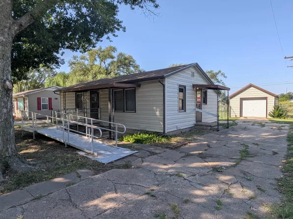 1633 S Saint Paul St, Wichita, KS 67213