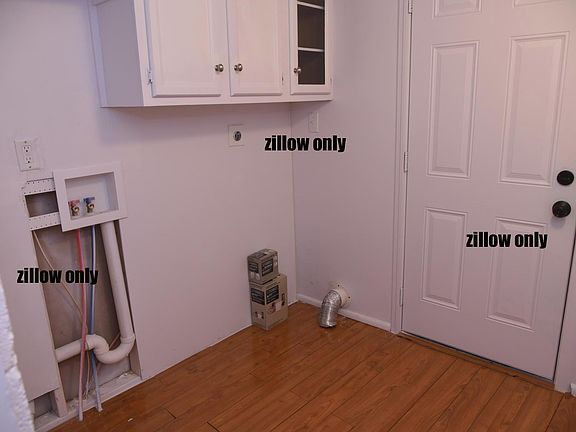 3rd image of 3809 Cate Ave