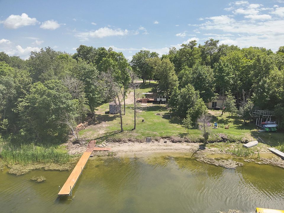 1st image of 42019 Sugar Maple Dr