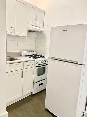 Rented by LivingNY | media 9