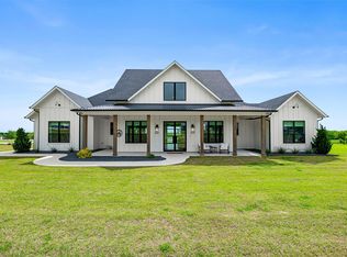 8708 Freeman Rd, Sanger, TX 76266