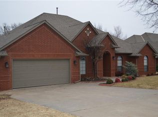 12433 Croydon Rd, Midwest City, OK 73130