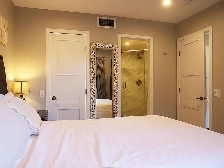 1035 Hornblend St — Photo 8