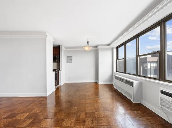 500 Central Avenue image 7 of 32