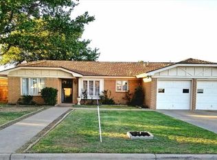 12 Elm Dr, Ransom Canyon, TX 79366