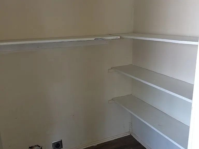 920 Gardenia St — Photo 12