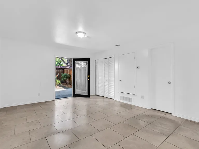 3432 Normandy Ave — Photo 12