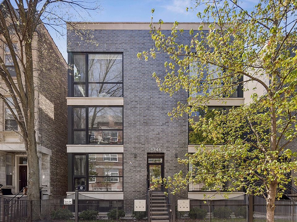 1st image of 1346 N Claremont Ave #1N