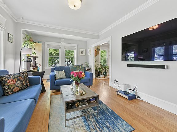 4th image of 55 McCormack Ave
