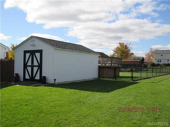 5th image of 5216 Kennedy Cres