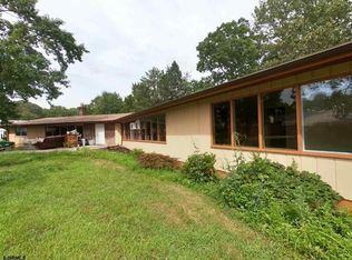 200 S Pitney Rd, Galloway, NJ 08205