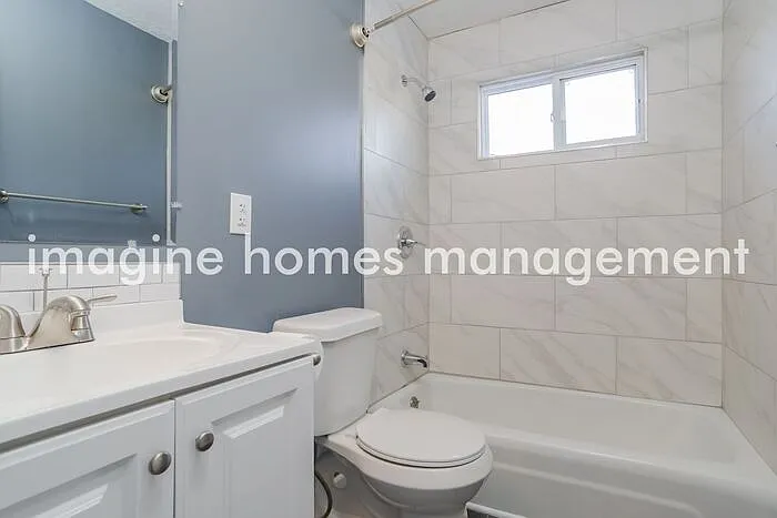 1202 E Loula St #2 — Photo 7