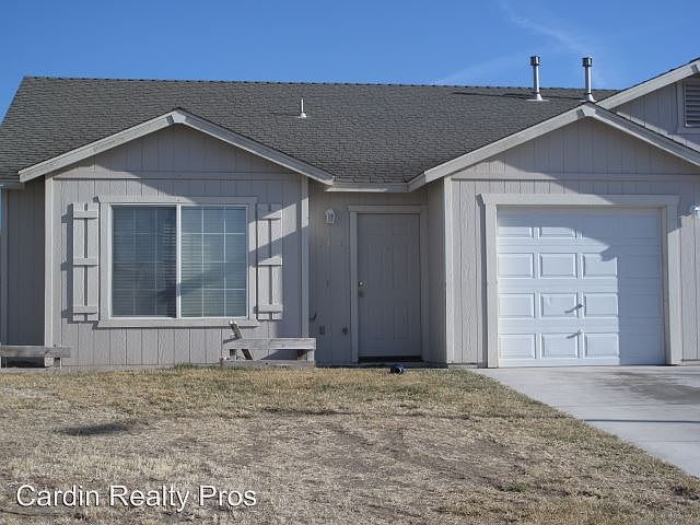 2nd image of 316 Soaring Way Unit B