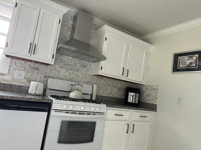 6614 Pontchartrain Blvd — Photo 11