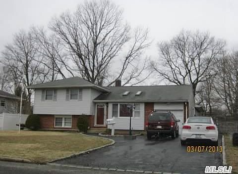 1st image of 46 Marilynn St