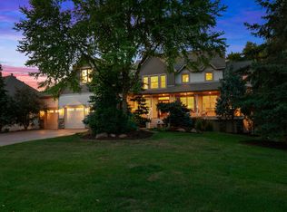 27000 Noble Rd, Shorewood, MN 55331