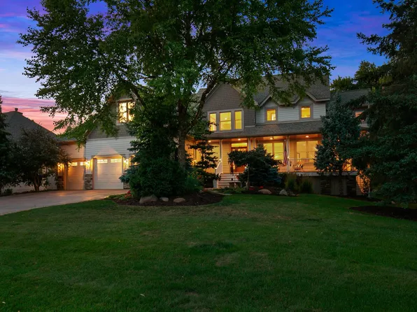 27000 Noble Rd, Shorewood, MN 55331