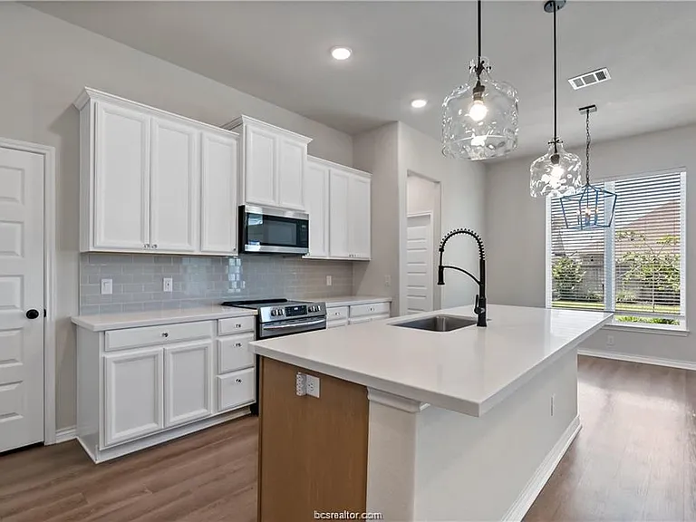 3429 Omaha Ct — Photo 5