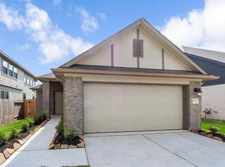 5127 Azalea Trace Dr, Houston, TX 77066