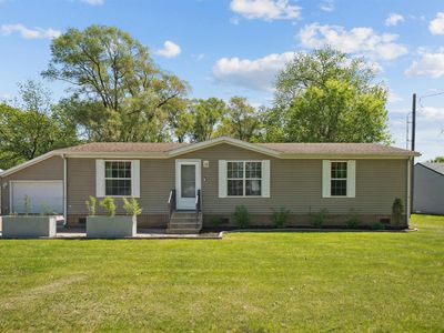 5514 Big Woods Rd, Cedar Falls, IA, 50613