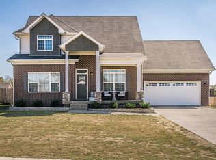 302 S Autumn Ridge Dr, Mt Washington, KY 40047