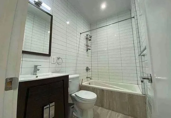 Rented by EastMount Realty LLC | media 8