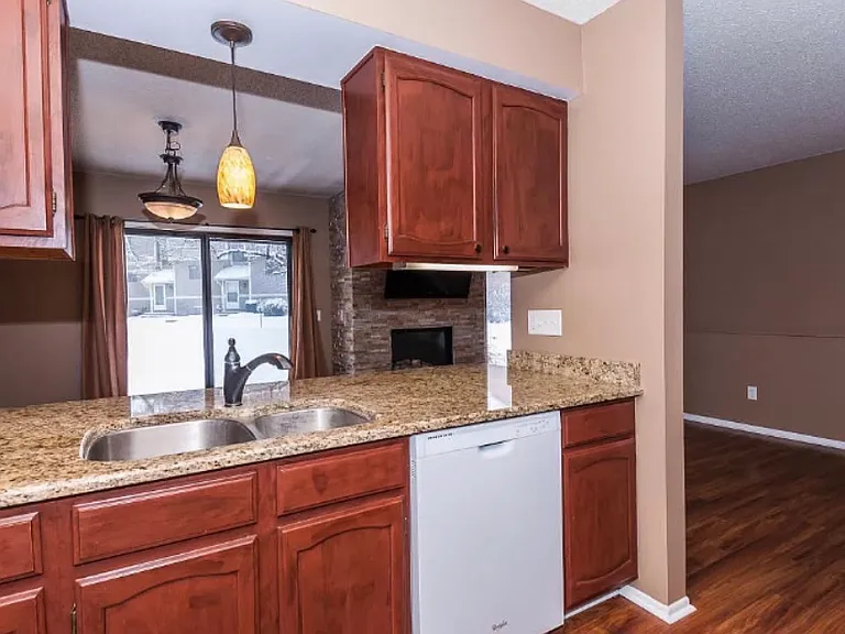 31 Elton Ridge Ct NW #31 — Photo 7