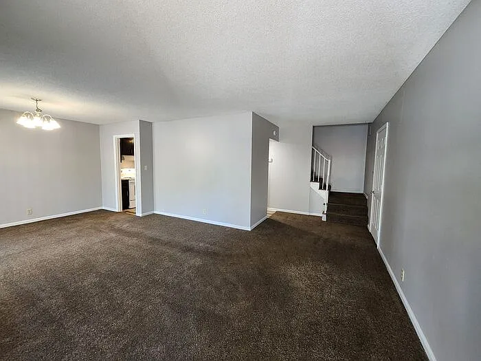 410 S 29th St #12 — Photo 3