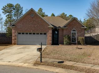 1010 Daventry Way, Calera, AL 35040