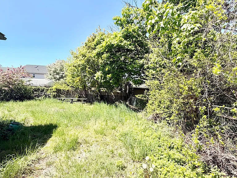 47 1/2 Park St #1A — Photo 12