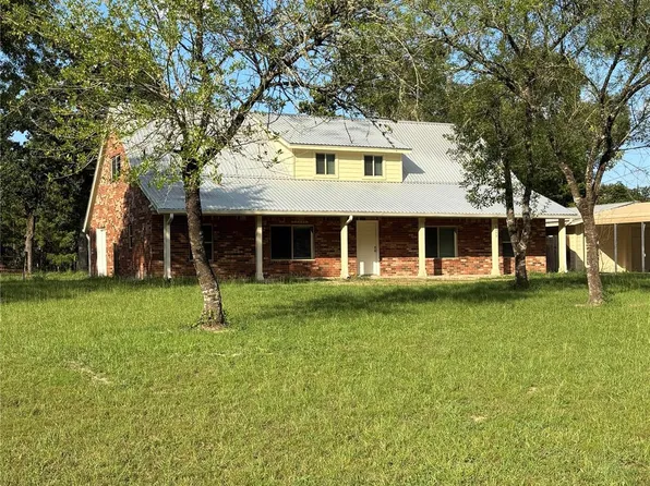 8049 Forest Hills Dr, Montgomery, TX 77316