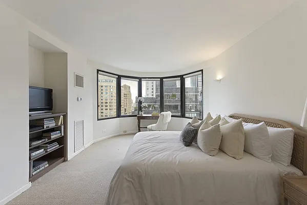 Sold by Nest Seekers International | media 29