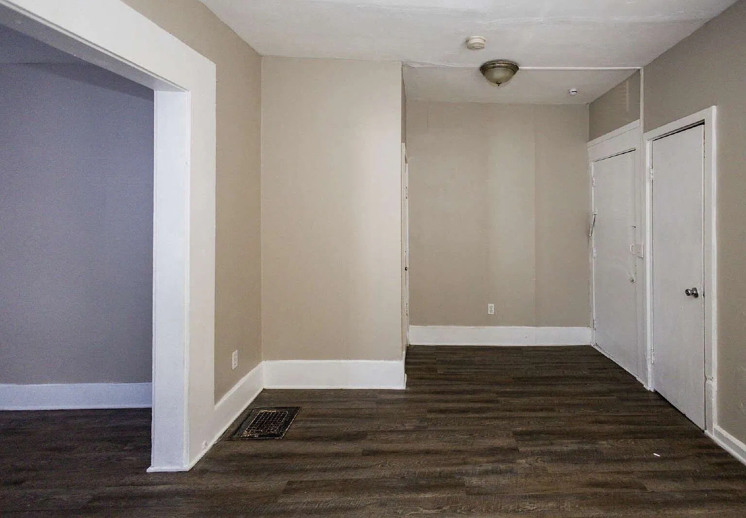 Studio, $525 — Photo 4