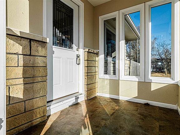 2nd image of 508 Sheridan Dr