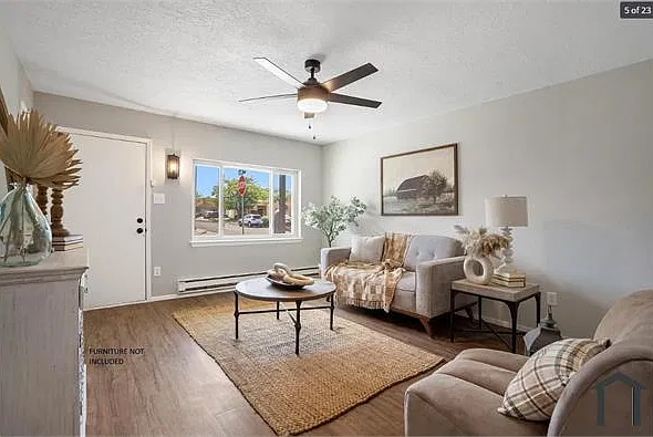 4 bed, 1070 sqft, $2,240 — Photo 3