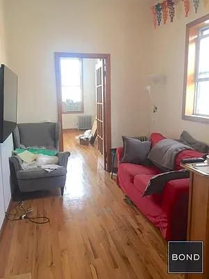 Rented by Bond New York | media 26