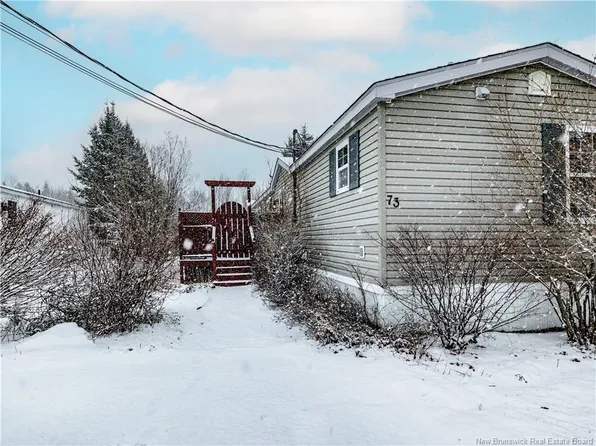 73 Andre Dr, Dieppe, NB E1A 7C4
