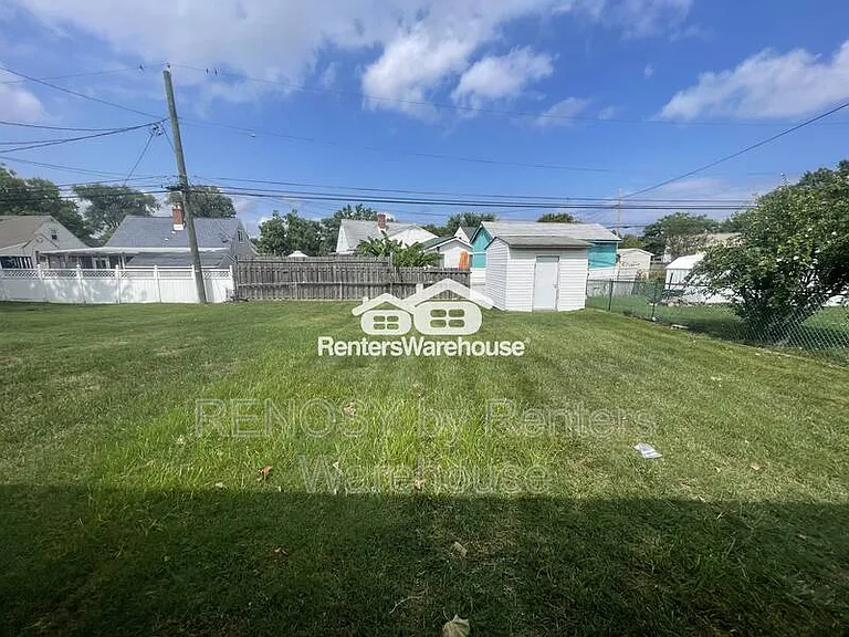 3473 Liberty Pkwy — Photo 13