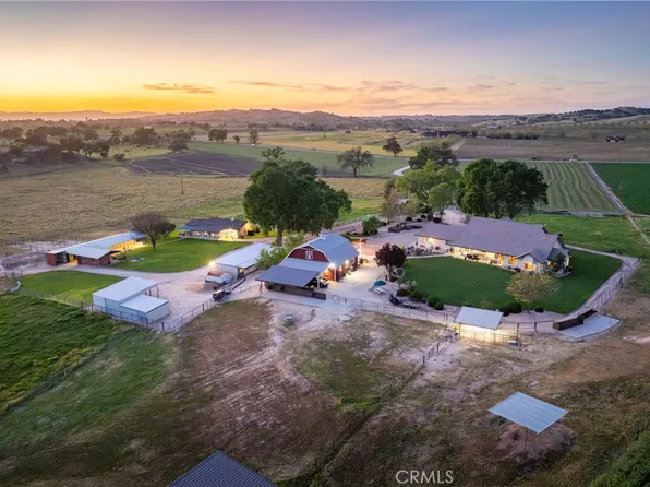 5385 Camp 8 Rd, Paso Robles, CA 93446