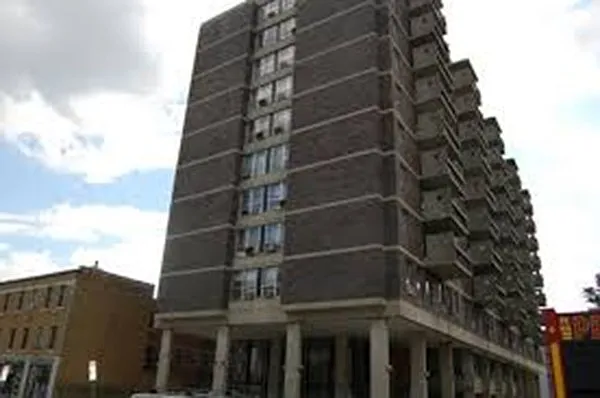 872 Massachusetts Ave — Photo 3