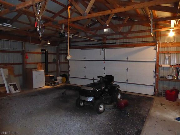 3rd image of 235 White Sulphur Ln