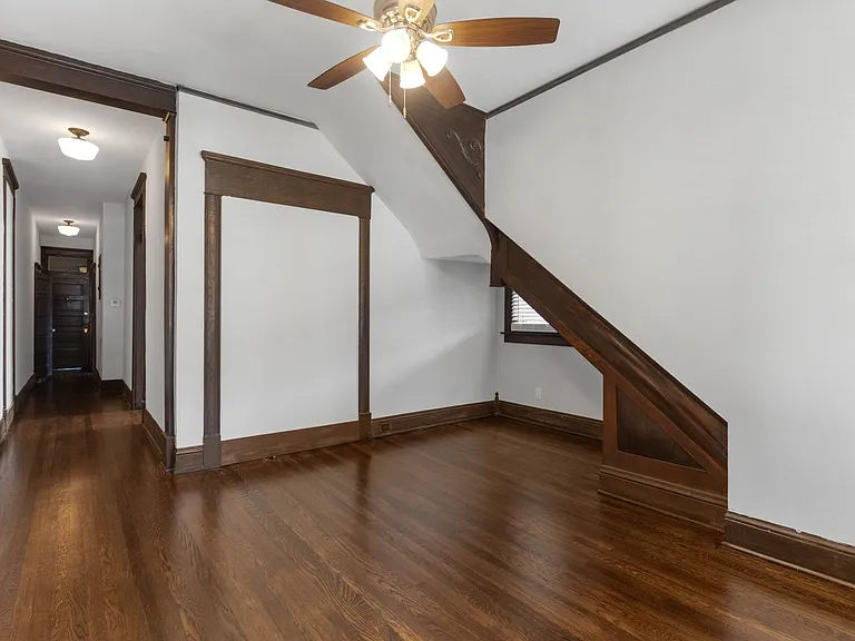 1229 Vinton Ave — Photo 5