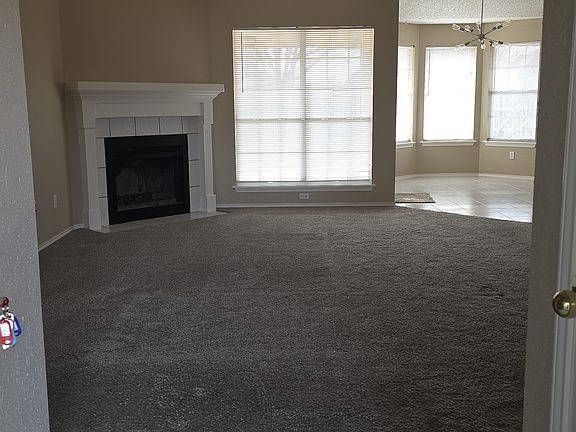 2nd image of 5402 Long Leaf Dr