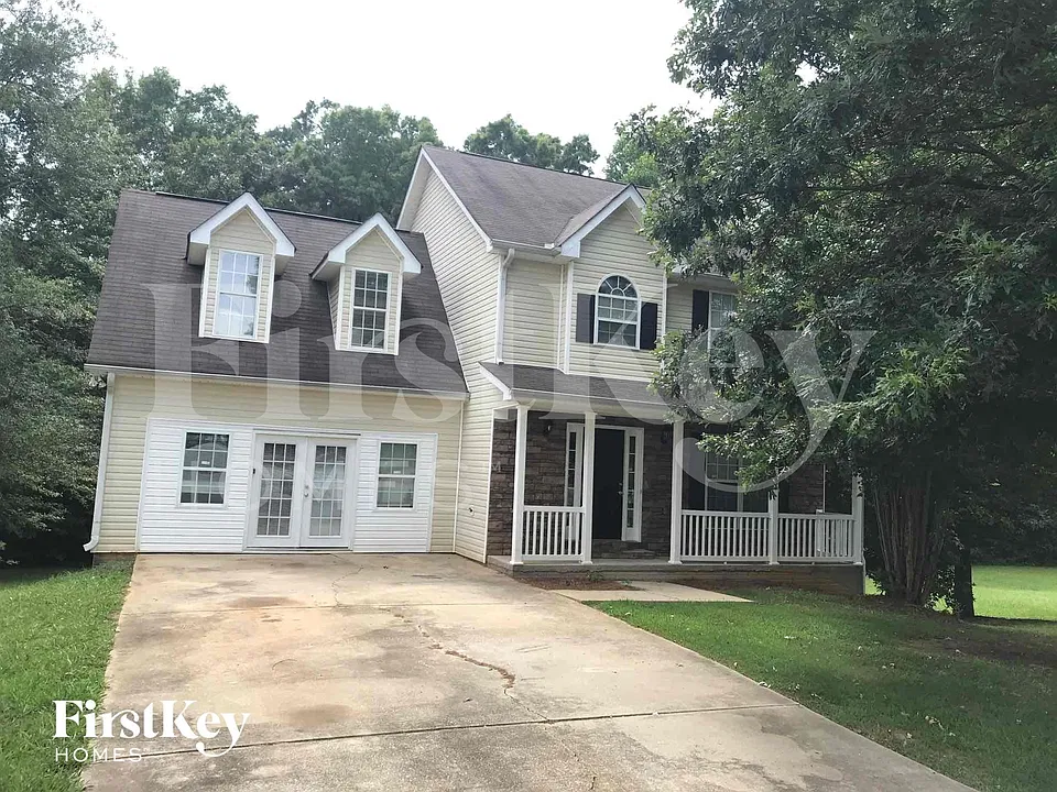 128 Kayla Ct