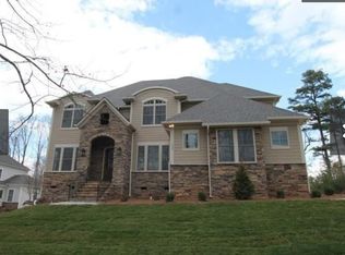 700 Woodcliff Ct, Marvin, NC 28173