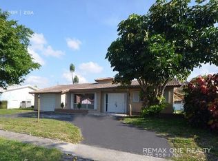 5421 Polk St, Hollywood, FL 33021